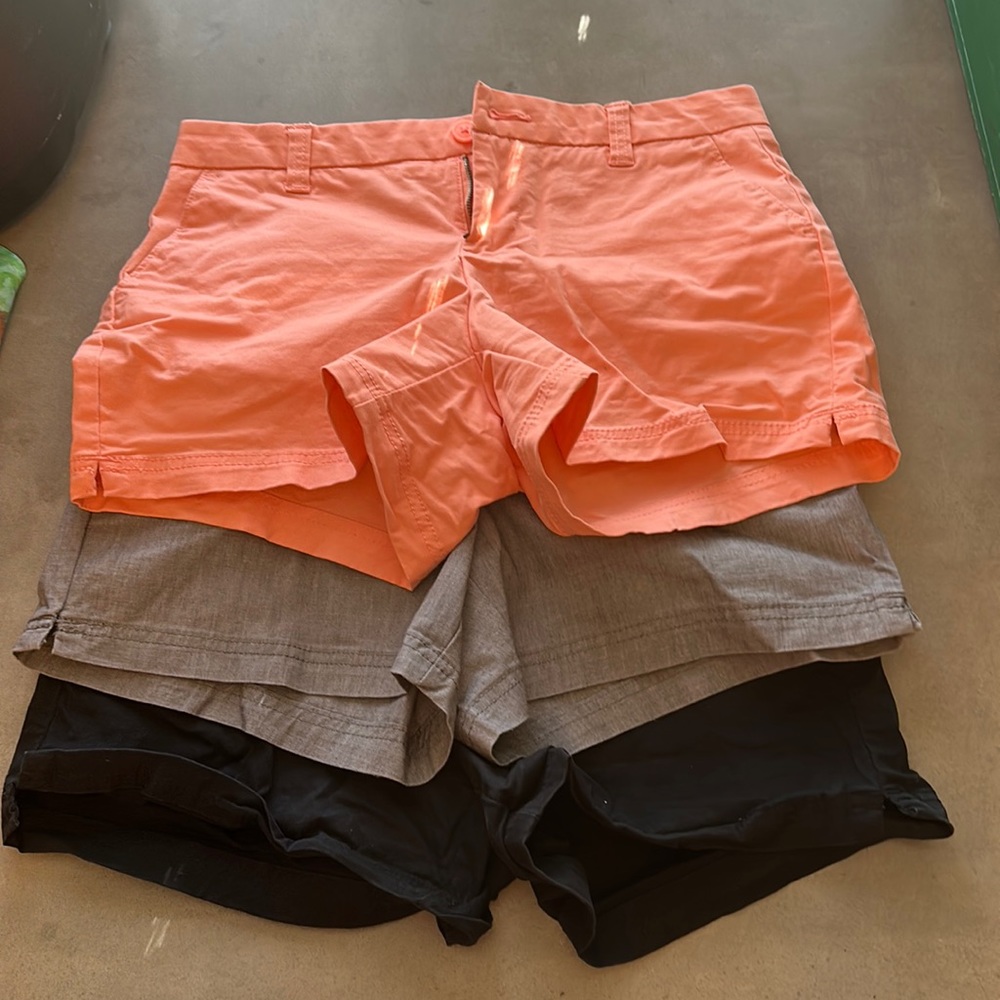 Bundle Size 2 Magellan 4” Chino Shorts